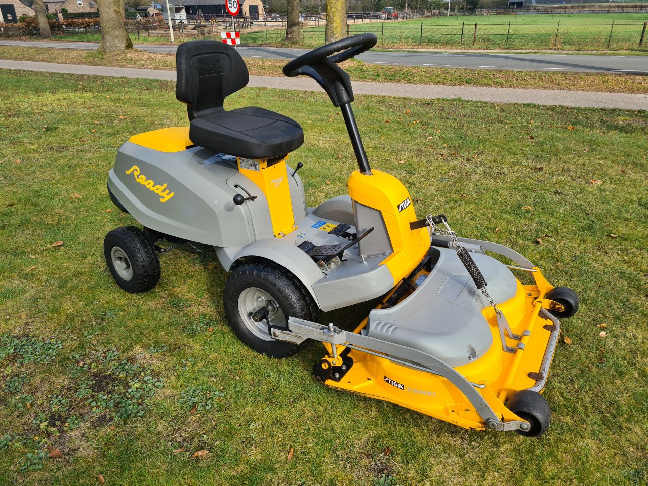 Stiga Villa frontmaaier mulch mulchmaaier zitmaaier hydrostaat.