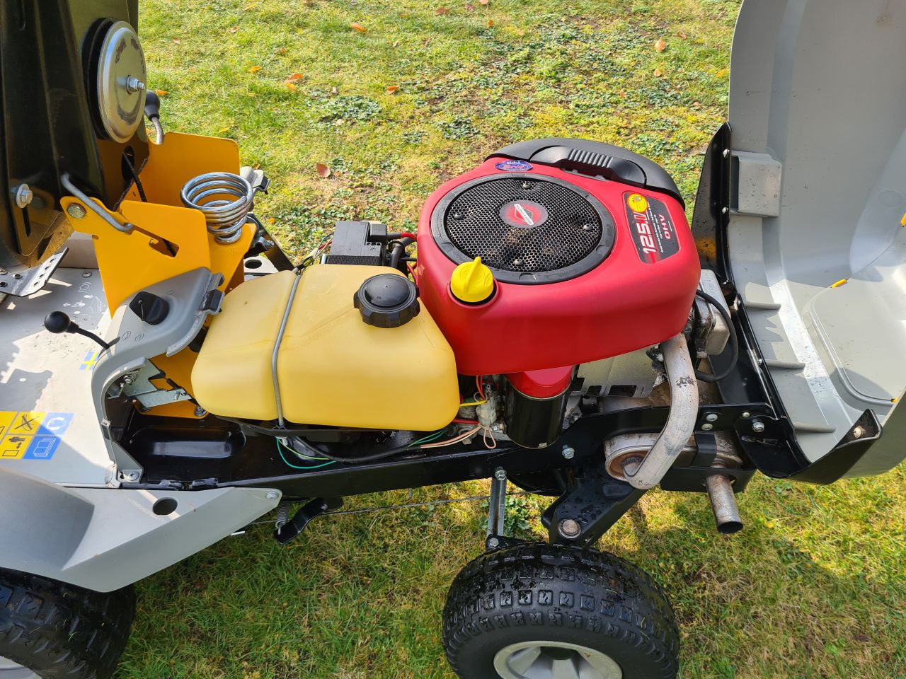 Stiga Villa frontmaaier mulch mulchmaaier zitmaaier hydrostaat.