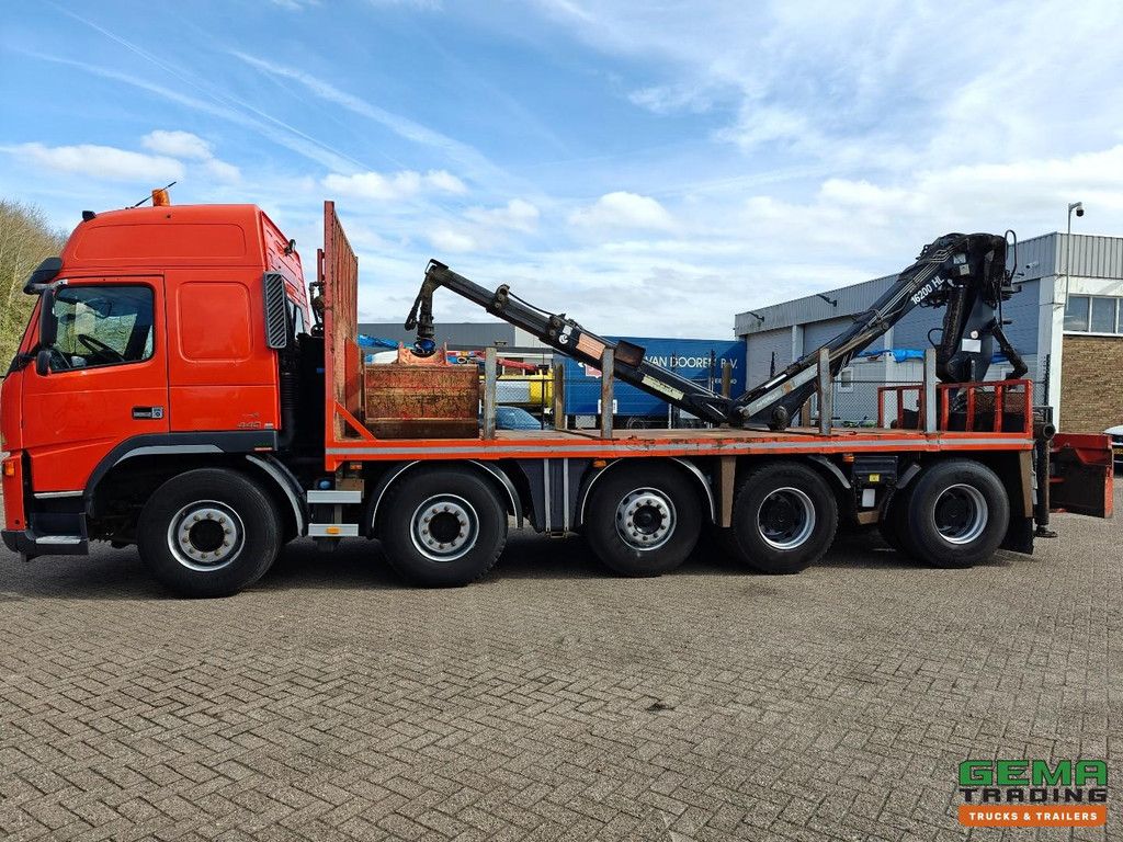 Terberg FM2850-T 10x4/6 Globetrotter Euro4 - Penz 16200HL + Grab - Controllable from the crane - Road plates - NL truck