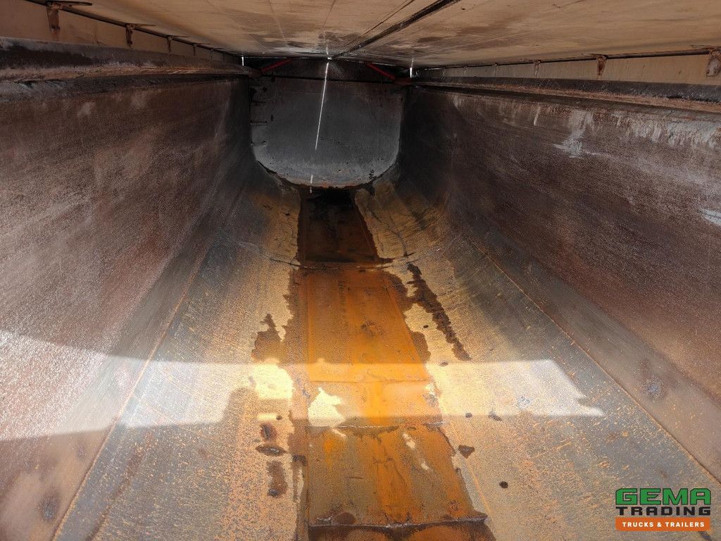 Carnehl CARNEHL 3-Axle SAF - Steel Tipper 30m³ - Environmental Covers - Lift Axle - Trailing Axle - 6870kg