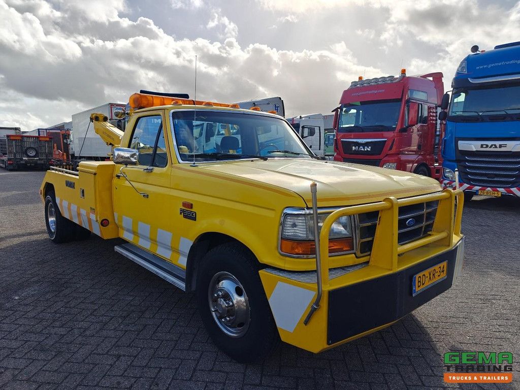Ford F350 XLT 4x2 Century FI-7789-093T 3400KG + Boom + Brill 3600KG - V8 - Manual