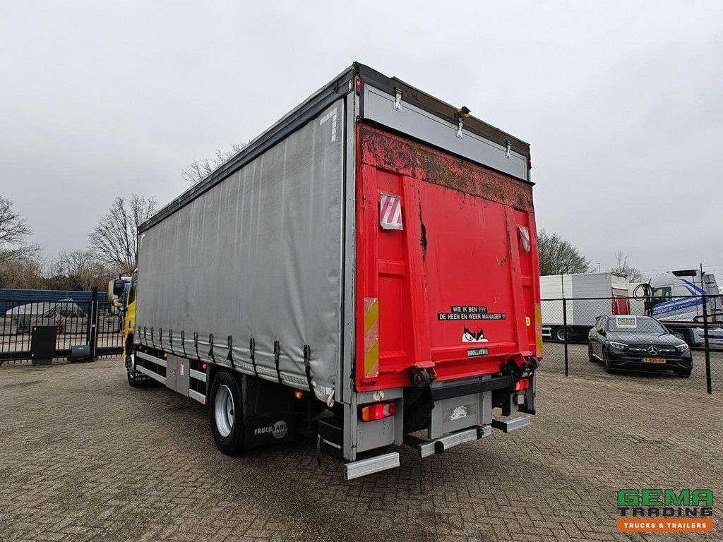 DAF CF65.220 4x2 Daycab Euro 5 - 19T - Sliding tarpaulin/Closed box 7.6m + tail lift 2000kg - 04/2026 MOT
