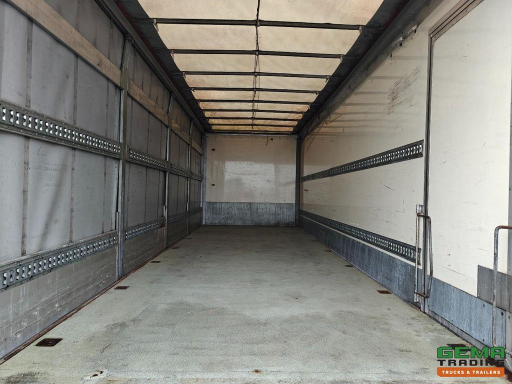 DAF CF65.220 4x2 Daycab Euro 5 - 19T - Sliding tarpaulin/Closed box 7.6m + tail lift 2000kg - 04/2026 MOT