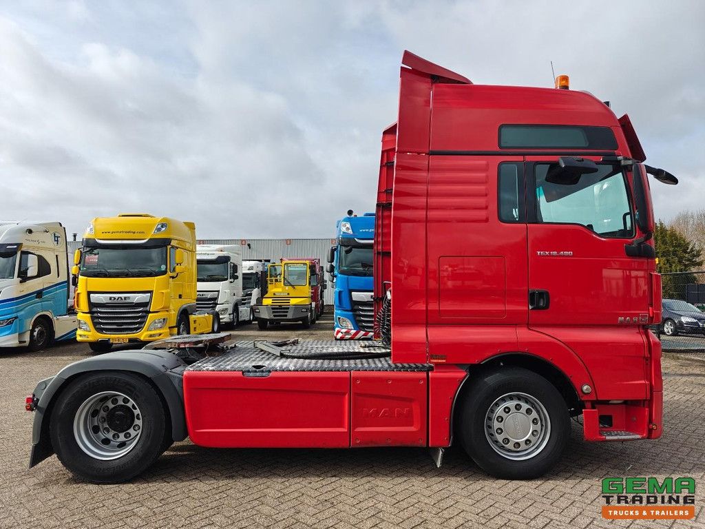 MAN TGX 18.480 4x2 XXL Euro 6a – Schaltgetriebe – Hydraulik – Ledersitze – 556.787 km Originalkilometerstand – TÜV bis 10/2026