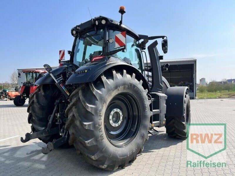 Valtra Q285