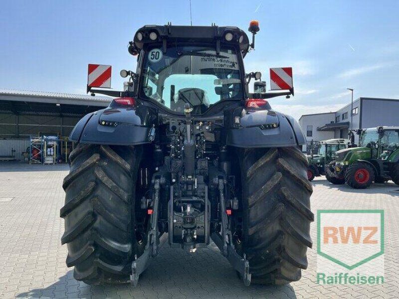 Valtra Q285