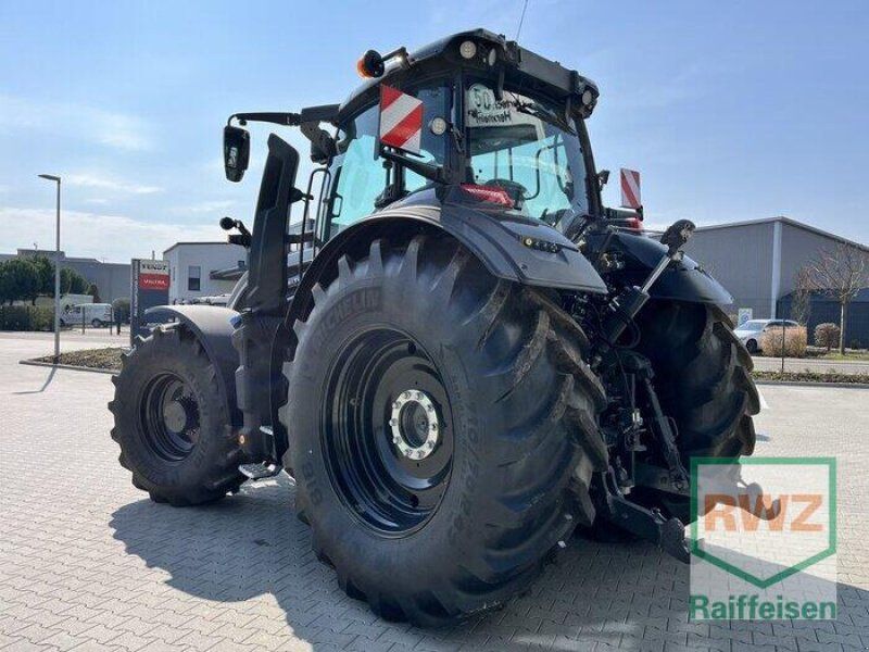 Valtra Q285