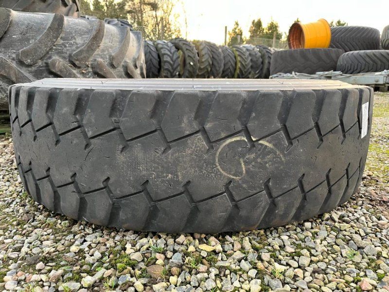 Bridgestone 315/80R22.5