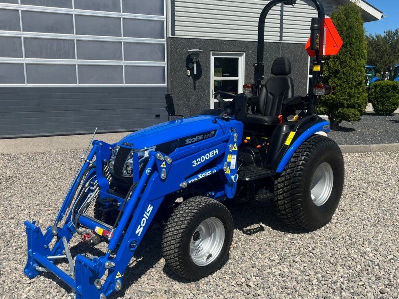 Solis H26 HST Turfdæk og Frontlæsser