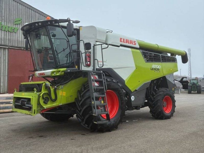 Claas Lion 8700