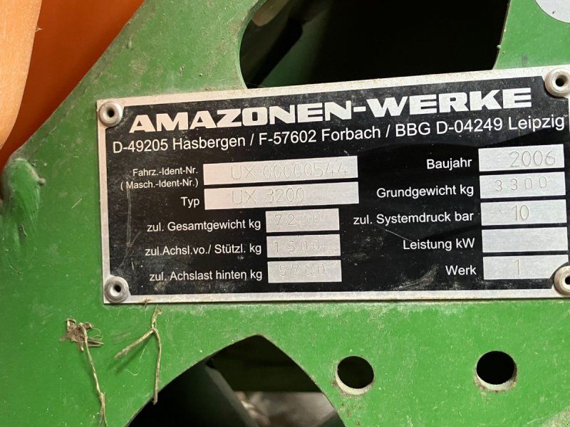 Amazone UX 3200-- SÆLGES SOM ENGROS FOR KUNDE--