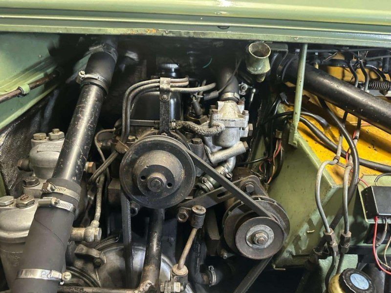 Mercedes U 411 hydraulikanlage, Zapfwelle vorne