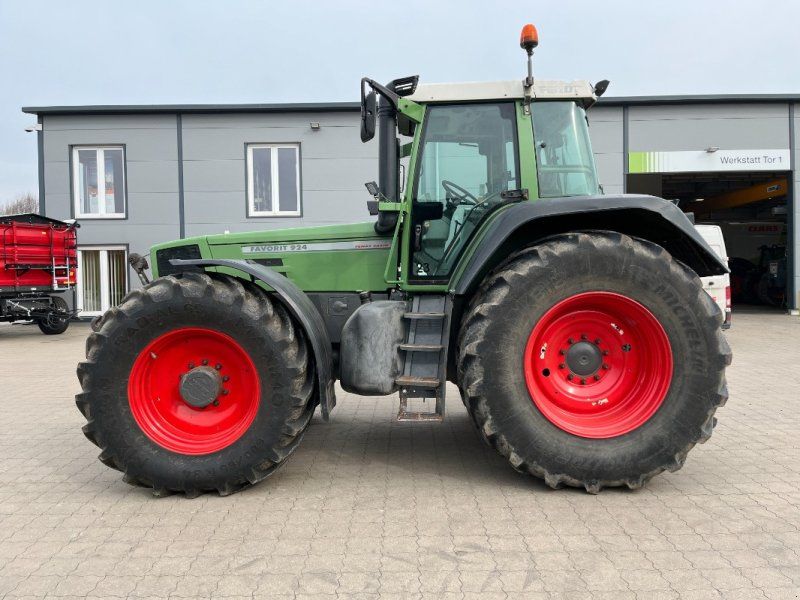 Fendt FAVORIT 924 VARIO