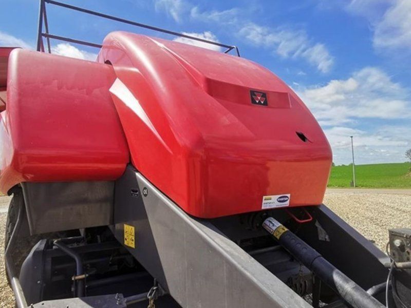 Massey Ferguson 2190 m/parkland vogn 36000 baller høstklar