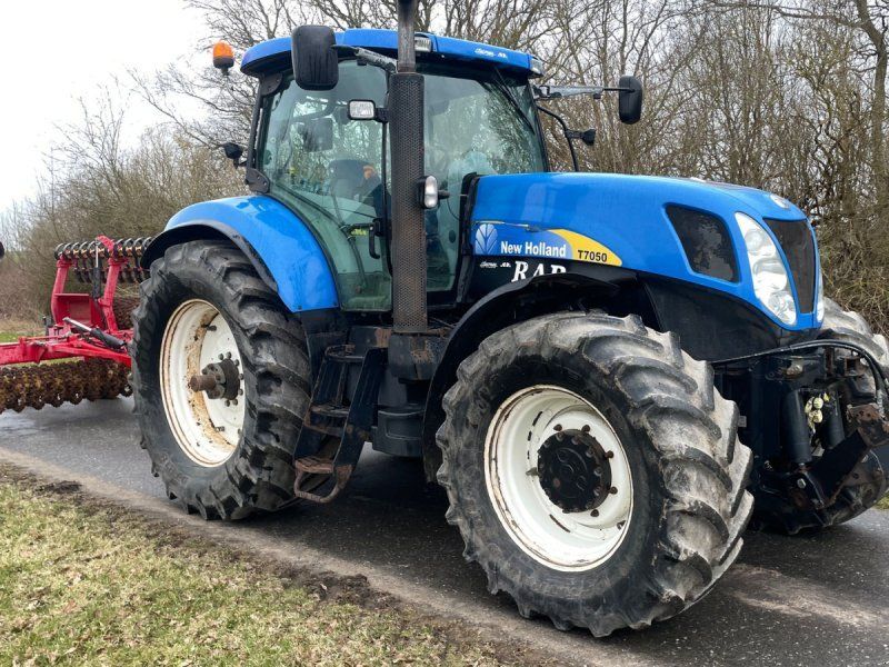 New Holland 7050 Med GPS