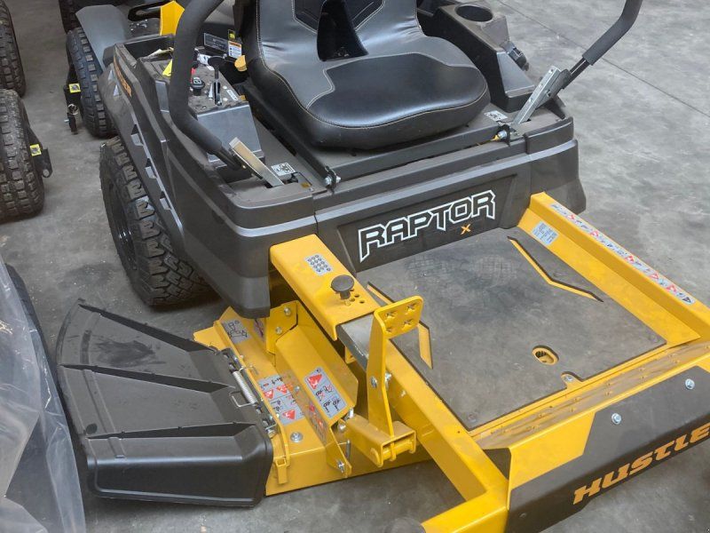 Hustler Raptor X 42