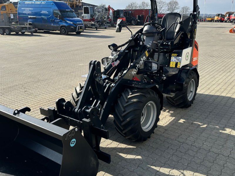 Kubota RT220-2E