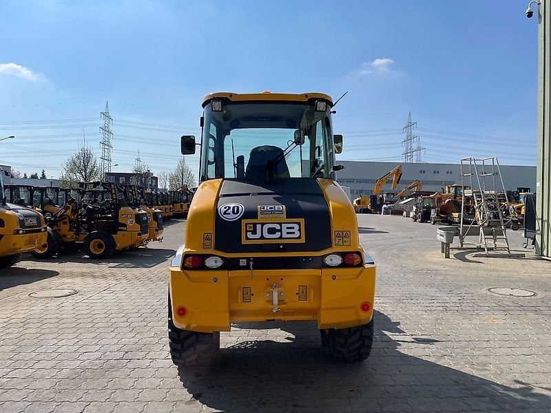 JCB 409