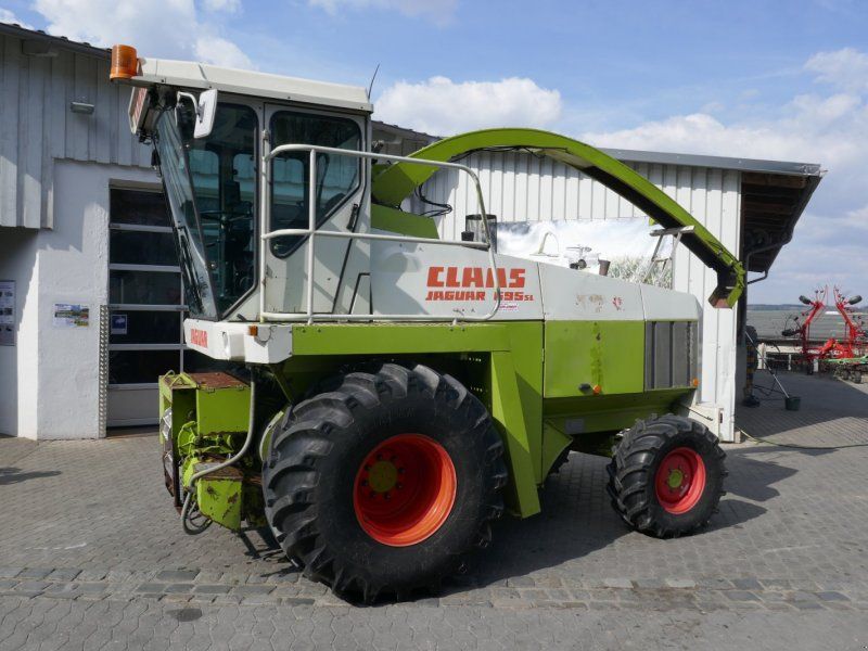 Claas Jaguar 695 SL