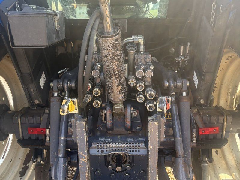 New Holland TS100
