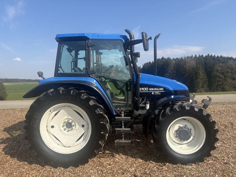 New Holland TS100