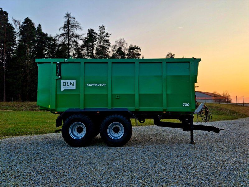 DLN Kompactor 700
