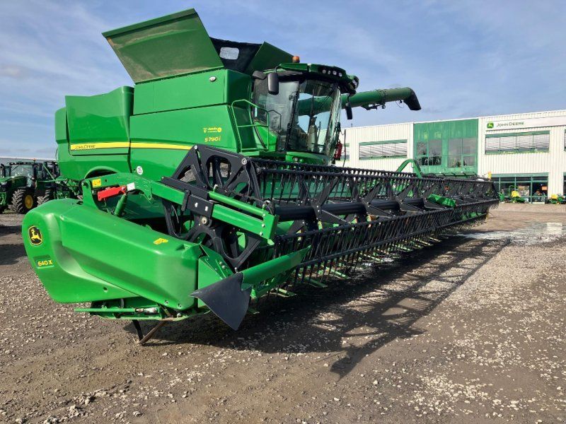 John Deere S790