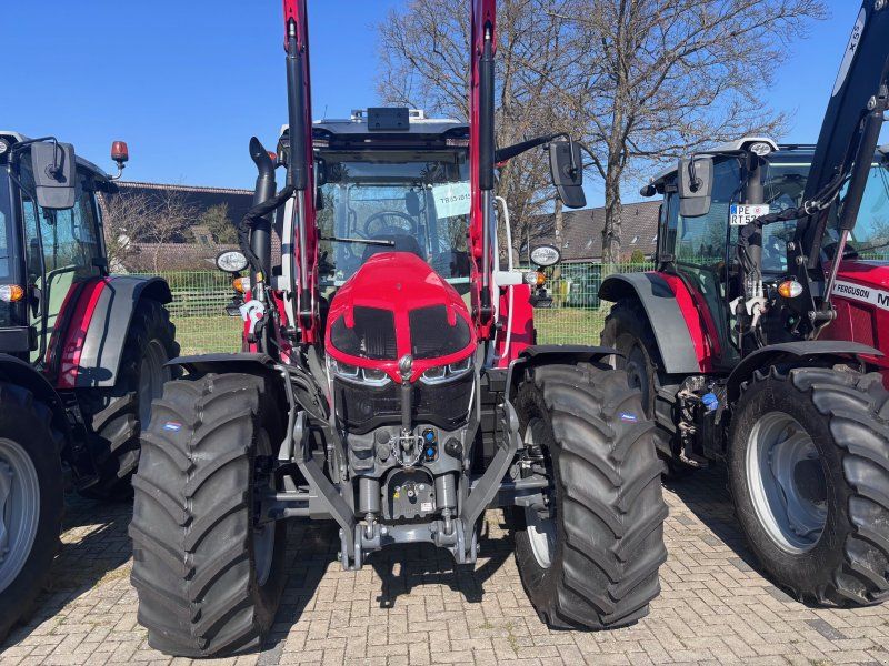 Massey Ferguson 5S.125 Dyna-6 ESSENTIAL