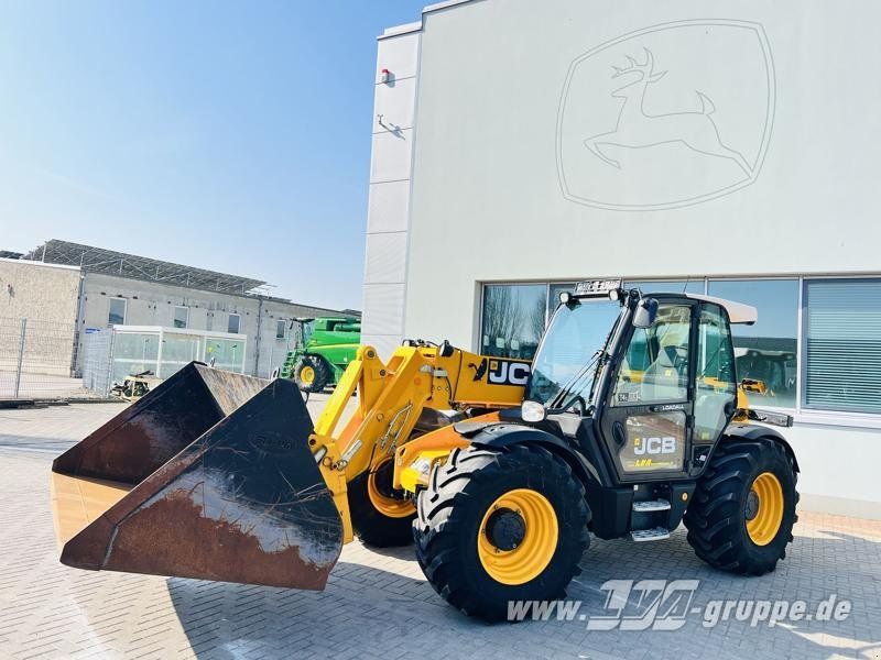 JCB 541-70 AGRI SUPER