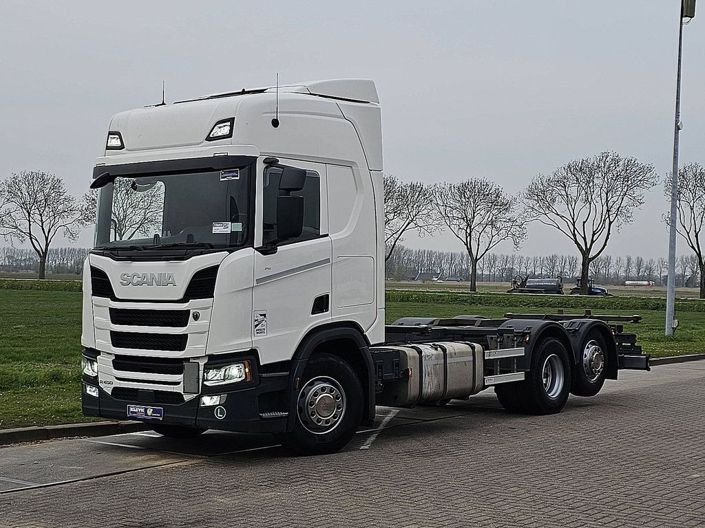 SCANIA R450 6x2*4