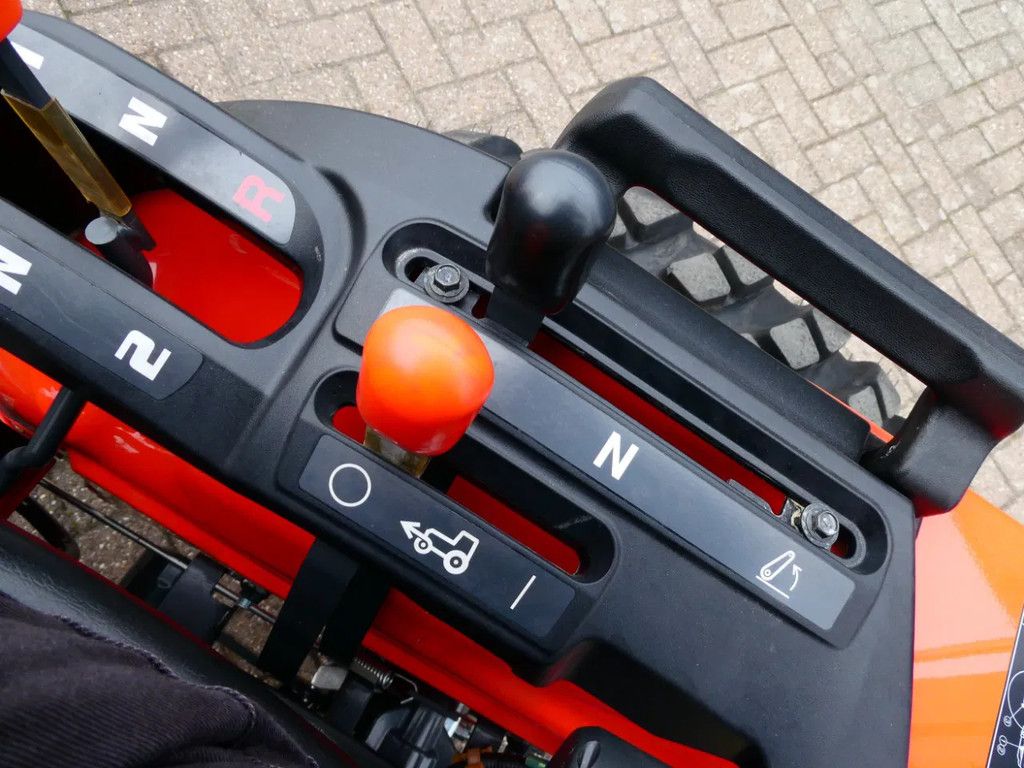 Kubota B1-241 4wd / 00207 Draaiuren / Garden Pro Banden