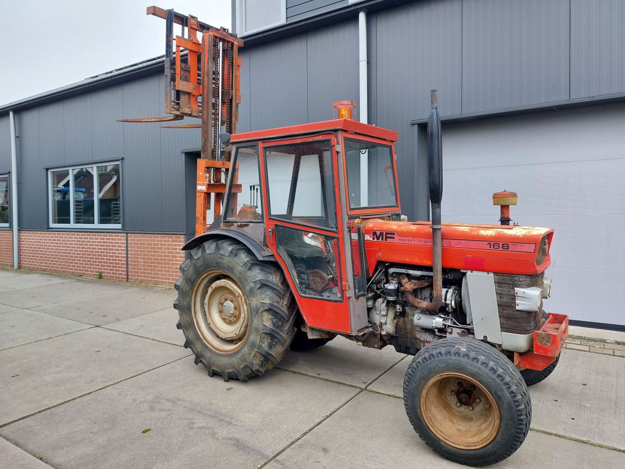 Massey Ferguson 168 smalspoor