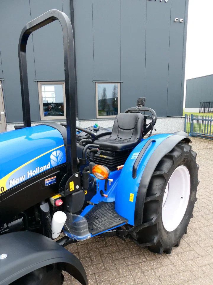 New Holland T3030 4wd / 03315 Draaiuren / Lage Urenstand