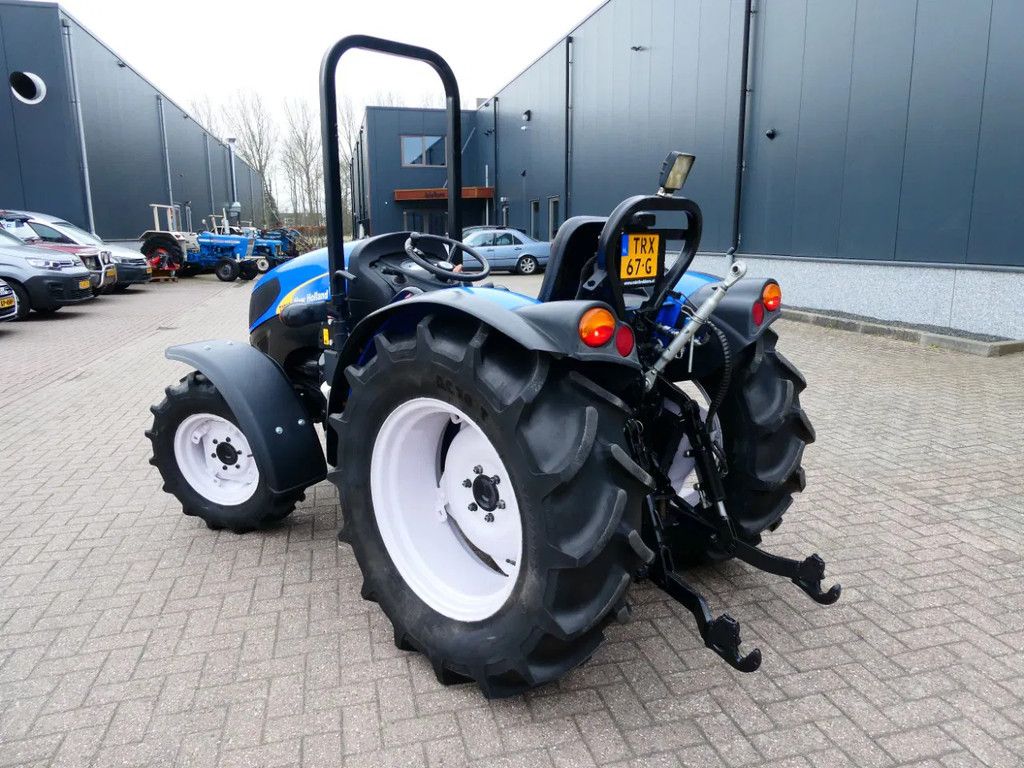 New Holland T3030 4wd / 03315 Draaiuren / Lage Urenstand