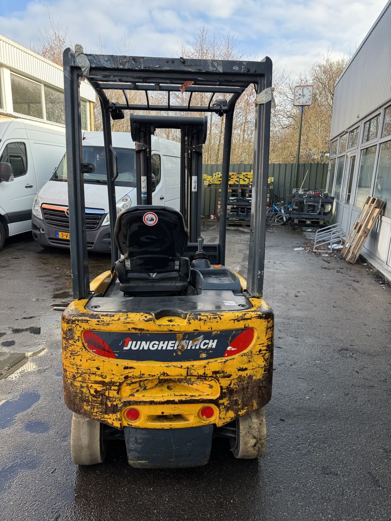 Sloop Jungheinrich EFG VAC16-450 DZ-SS triplomast