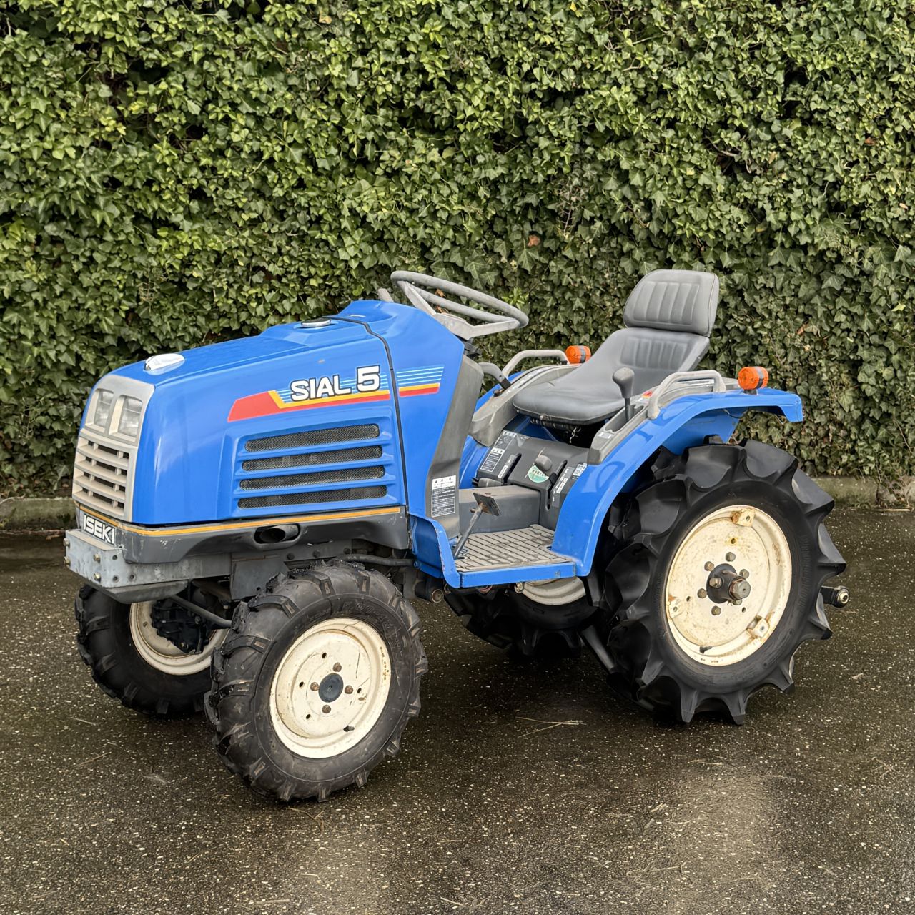 ISEKI SIAL 5