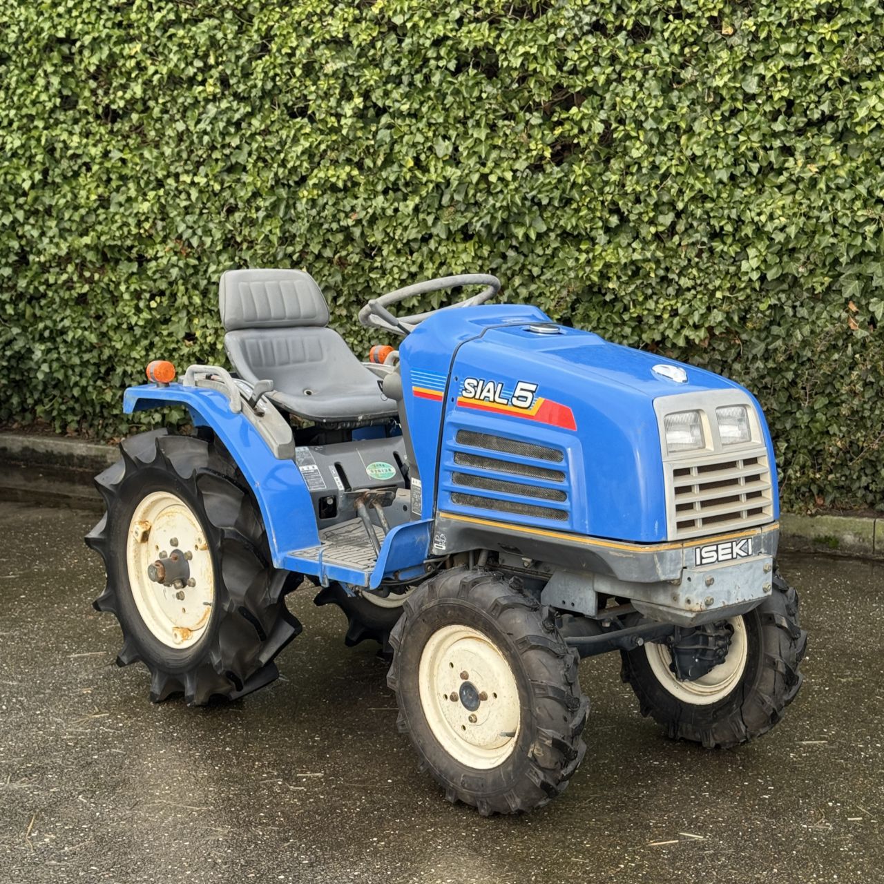ISEKI SIAL 5