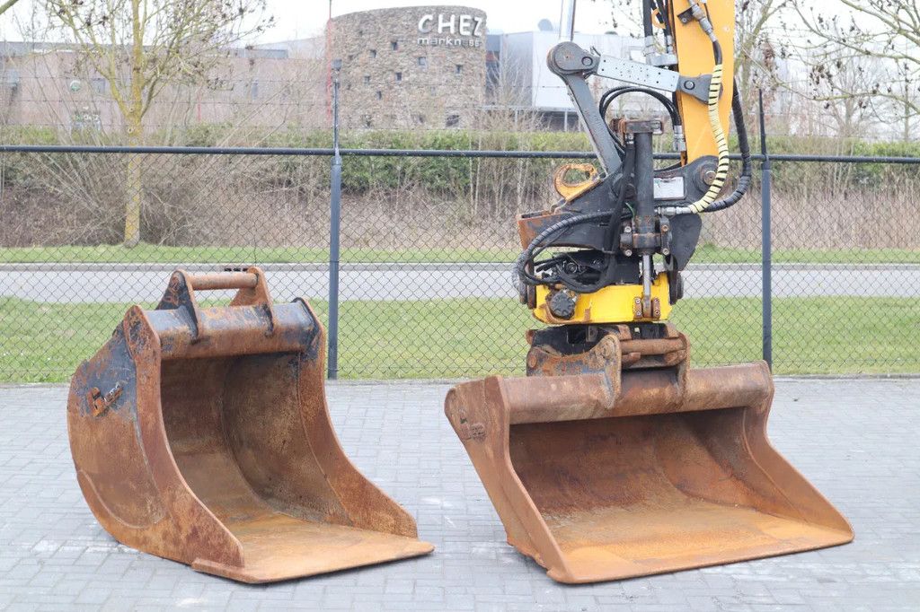 Liebherr R914 COMPACT STD | ROTOTILT | 2X BUCKET | DOZERBLADE