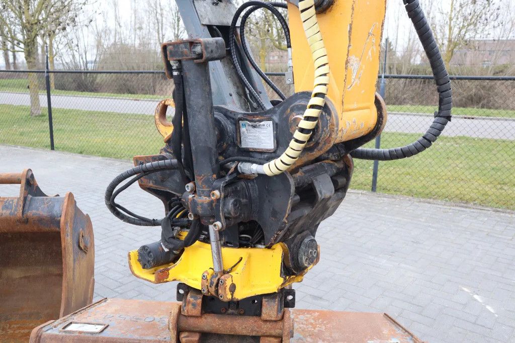 Liebherr R914 COMPACT STD | ROTOTILT | 2X BUCKET | DOZERBLADE