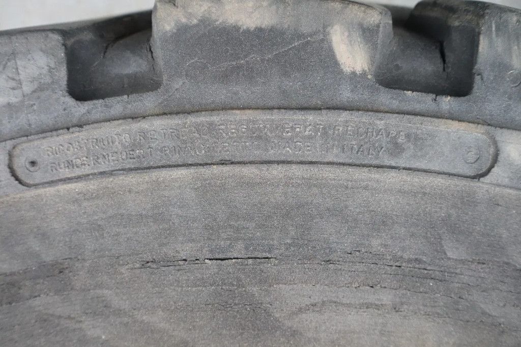 Marangoni 18.00-25 MKS | LIEBHERR 944 | TIRES + RIMS