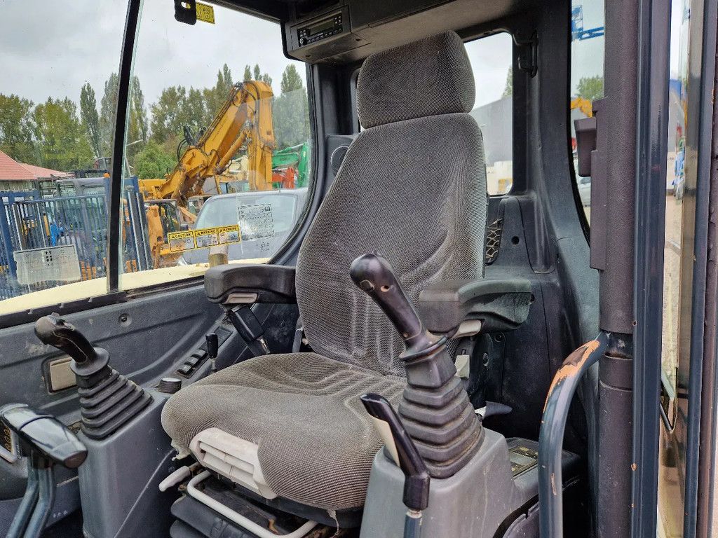 Hyundai Robex CR60-9 met airco