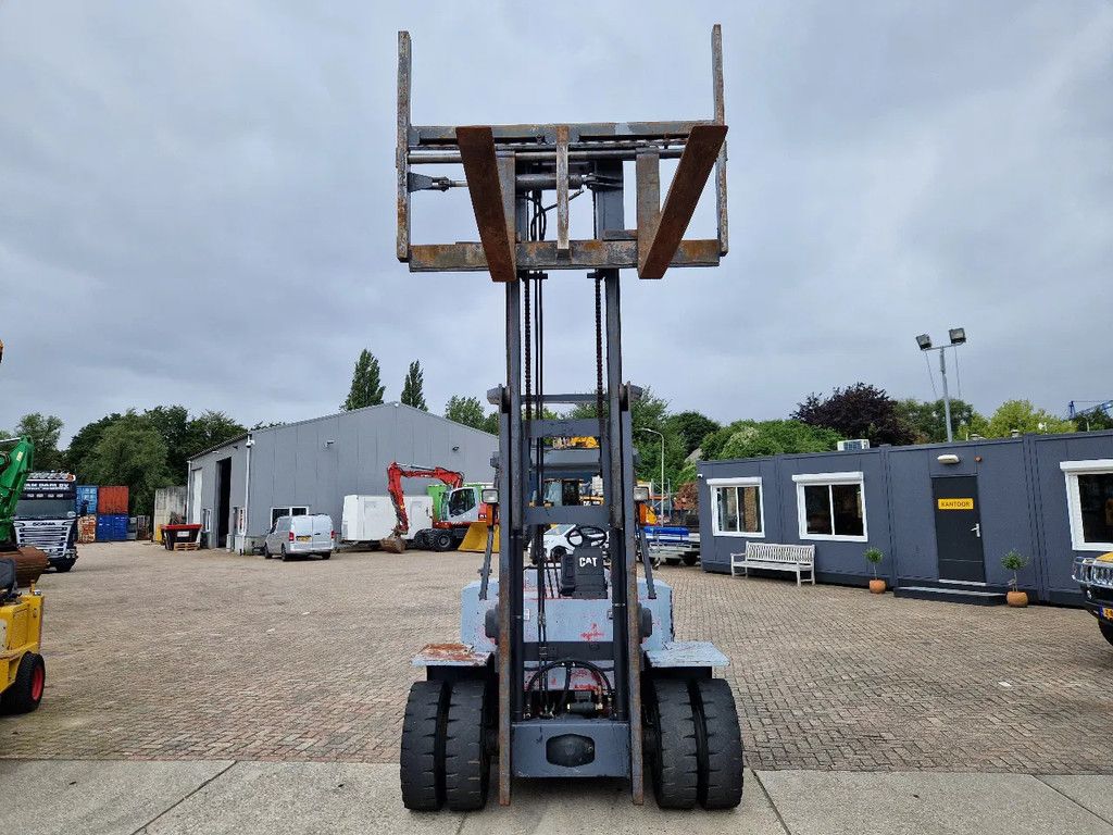 Caterpillar DP60 met geïntegreerde sideshift