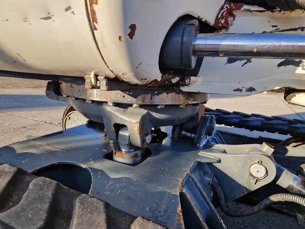 WACKER NEUSON 2404RD kan op een berghelling werken