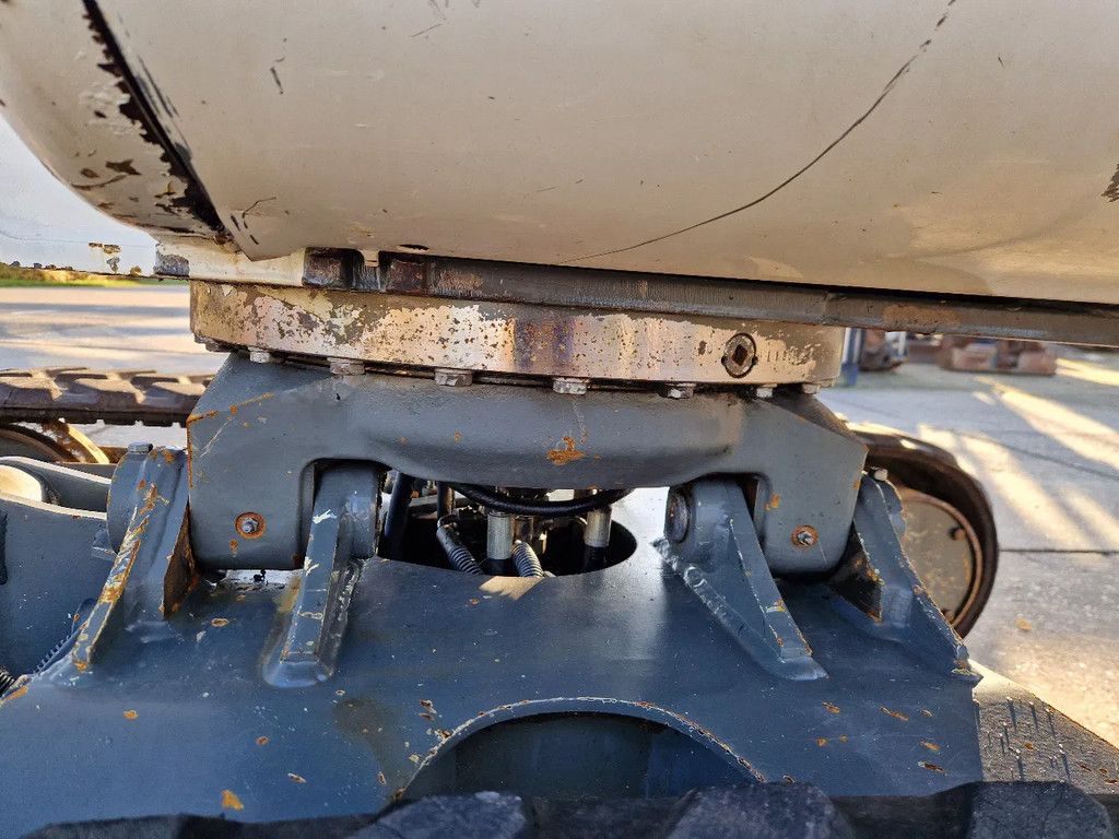 WACKER NEUSON 2404RD kan op een berghelling werken