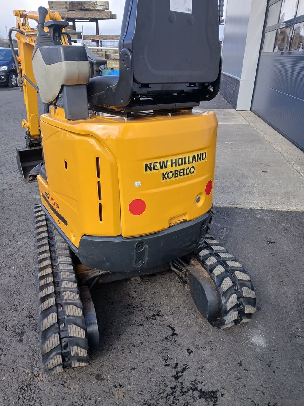 New Holland E10SR