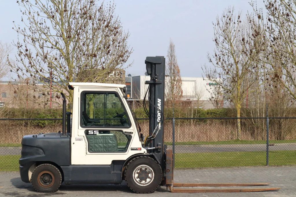 Doosan D55C-5 | 5500 KG | SIDESHIFT | POSITIONERS