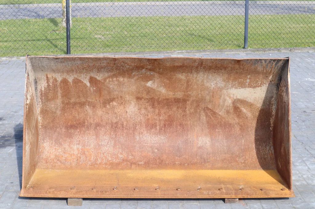 Caterpillar 906 | BUCKET | 0.9 M3