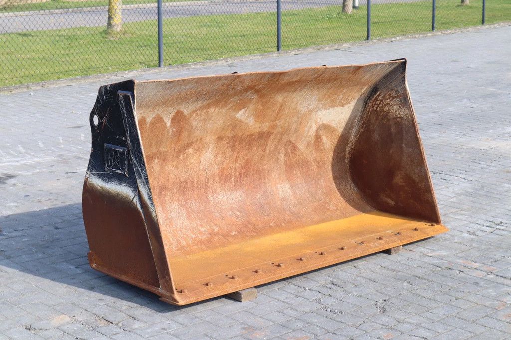 Caterpillar 906 | BUCKET | 0.9 M3