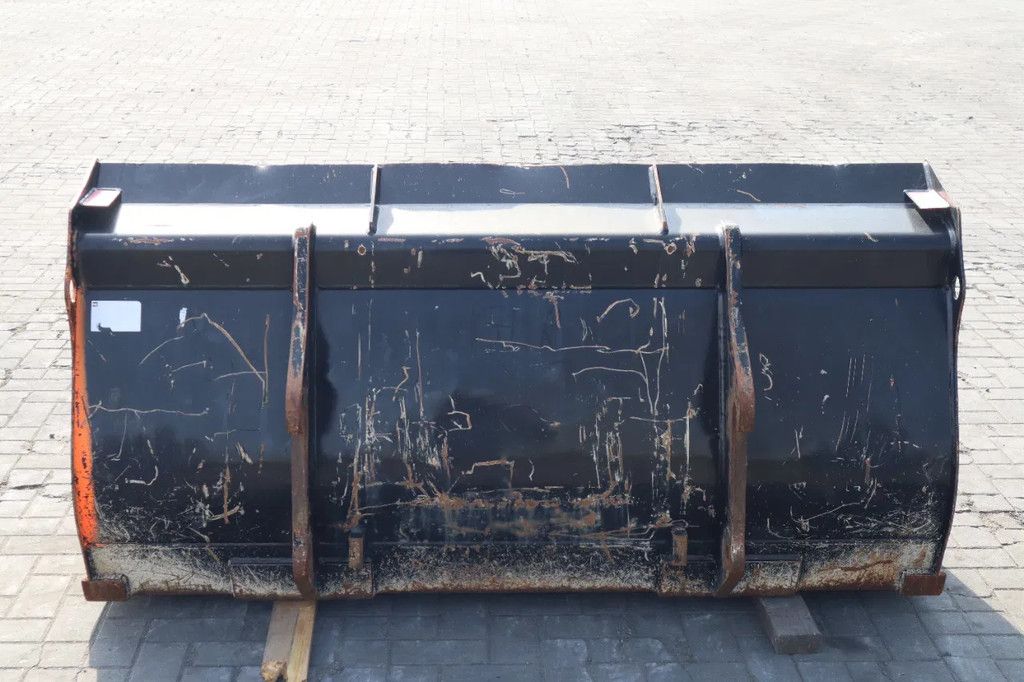 Caterpillar 906 | BUCKET | 0.9 M3