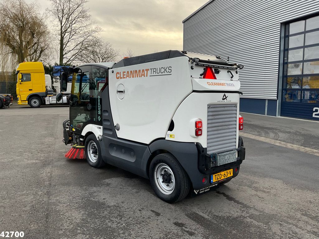 Mathieu MC 210 Azura Flex Euro 6 Stage 5 with 3-rd brush